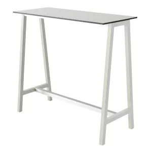 Gaber Step ståbord som finns i olika storlekar och färger.