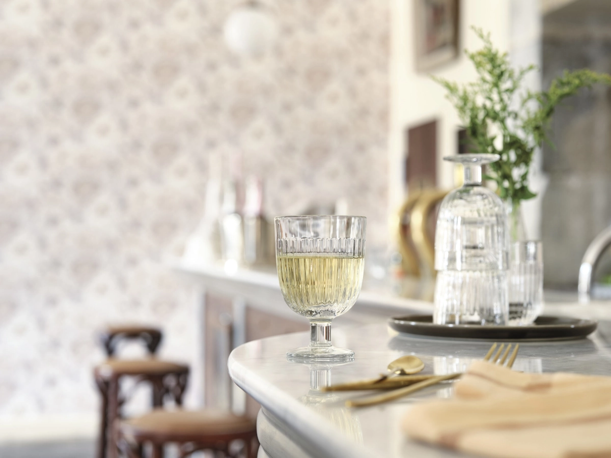 Ouessant vinglas 22 cl från La Rochère i en miljö.