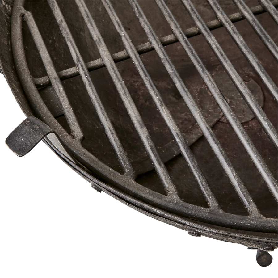 Barbeque eldkorg i small från Affari of Sweden och närbild på galler.