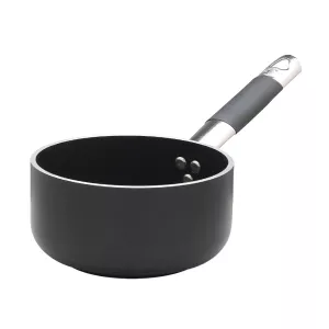 Alblack kastrull av aluminium med nonstick och induktionsbotten från Pentole Agnelli.