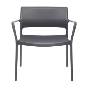 Ara fåtölj 316 från Pedrali i antracit.