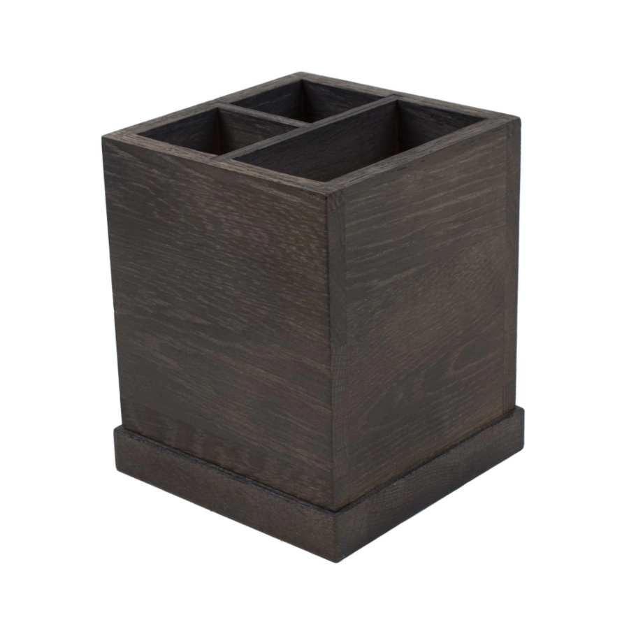 Besticklåda från Select Concept med 3 fack och svart.