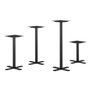Studio kryss bordsstativ med storlek 50x50 i svart som finns i olika höjder.