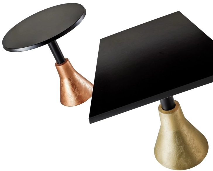 Big Foot Special bordsstativ med cementfot och stålpelare från Sedex ihop med en bordsskiva.