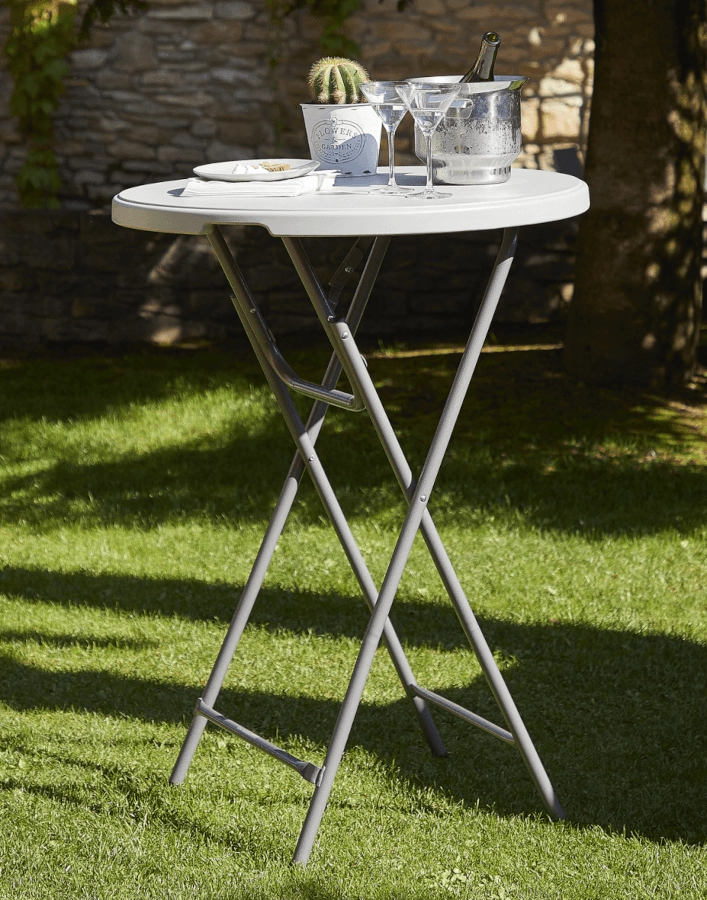 Hamlet fällbart ståbord 80 diameter cm från Resol i en miljö.