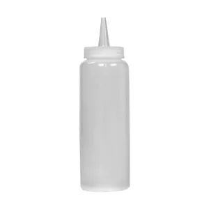 Dressingflaska av transparent plast som rymmer 23,6 cl från Jiwins.