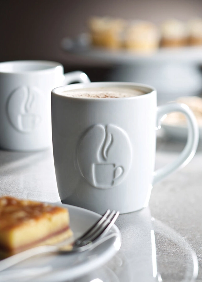 Titan Java mugg med handtag som rymmer 44 cl från Utopia Tableware.