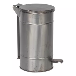 Soptunna med pedal i small från Trademark Living.