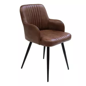 Soho karmstol från Trademark Living.