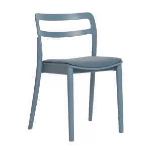 Plasa stol med klädd sits från Paged Meble.