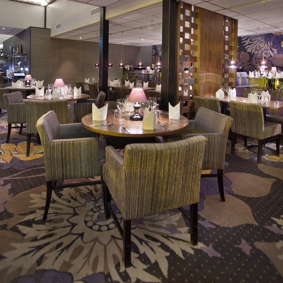 Fully fåtöljer från Paged Meble.