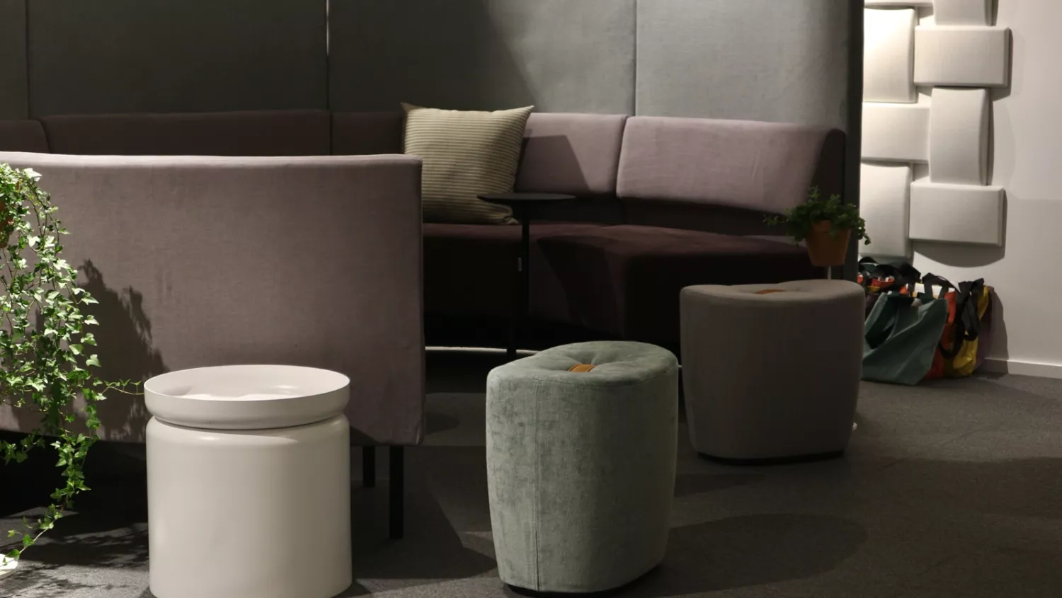 Pluvial soffbord från David Design i en miljö.