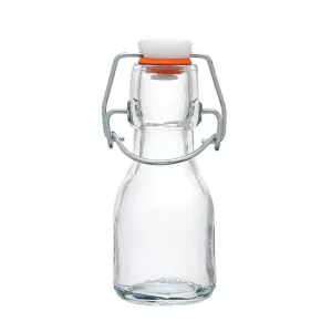 Mini Swing 7 cl glasflaska från Utopia Tableware med spännlock och metallspänne.