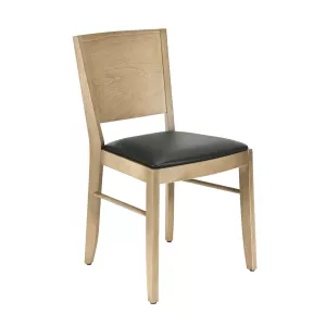 Birka stol i ljus valnöt med svart konstläder från Realisera.