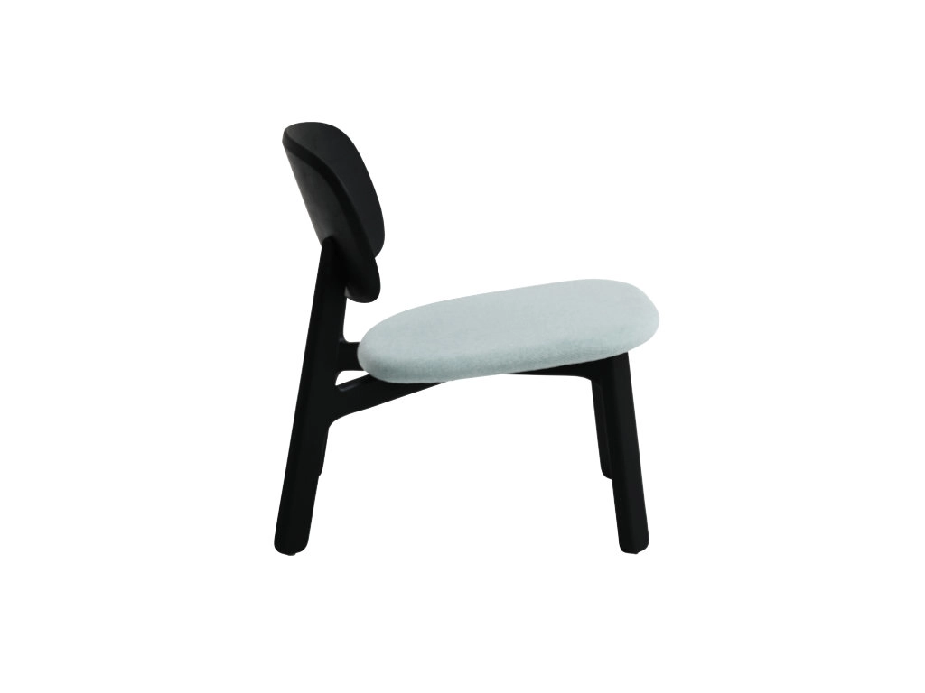 Verona fåtölj i svart med mint tyg från Lotus Furniture.