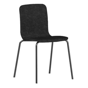 Vivo stol från Basic Collection och helklädd som är stapelbar.