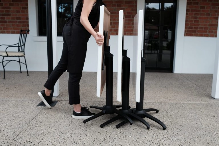 Fällbara bordsstativ för utomhusmiljöer - fällbara stativ för ...