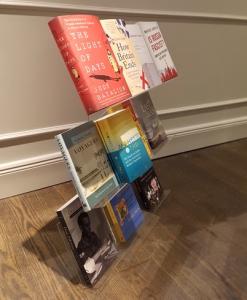 Bokställ i plexi 3 hyllor