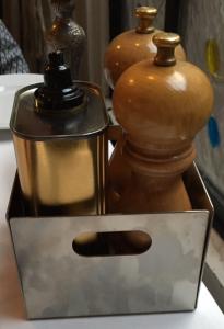 Kryddställ i metall