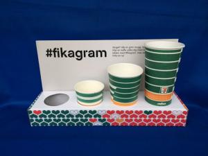 Bordsdisplay  för kaffemuggar mm