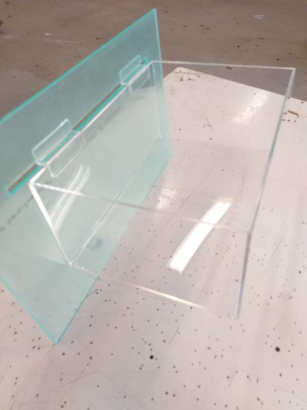 Plexilåda spårpanel  290 x 200x130 sparpanel