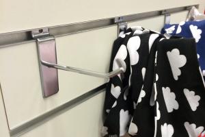 Singelspjut 100 mm  i metall kromade för spårpanel