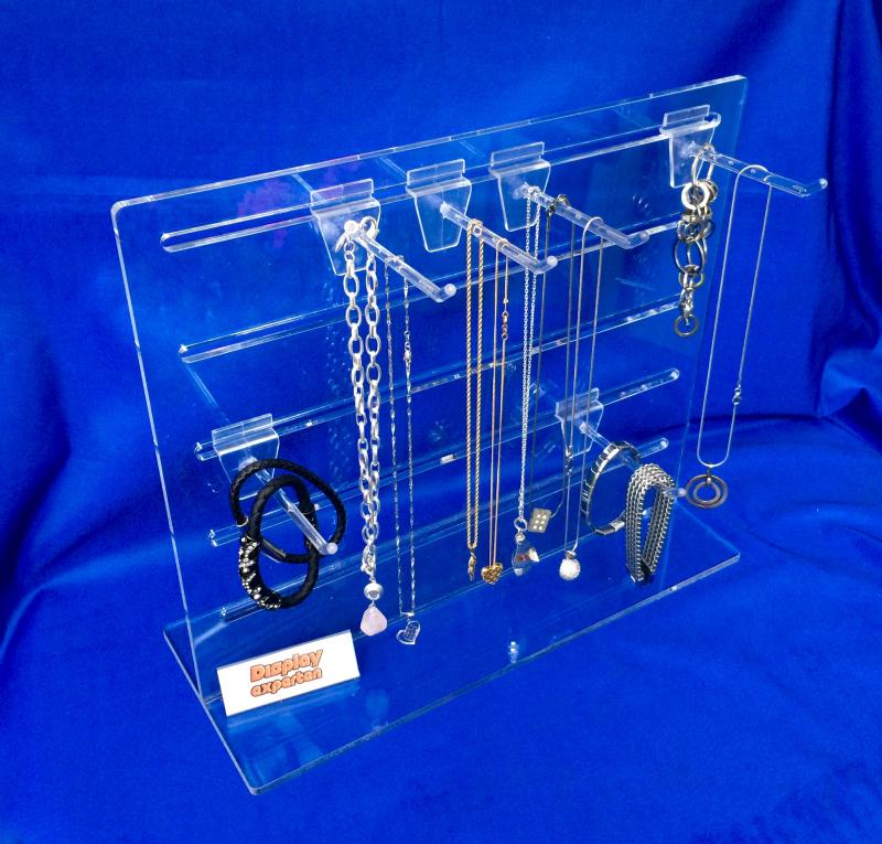 Smyckesdisplay med flyttbara spjut