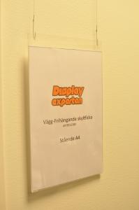 Skyltficka A4  43 kr/ st Stående  vägg-frihängade  12 st/fp