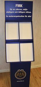 Wellpappdisplay med 4 st  A4 fack