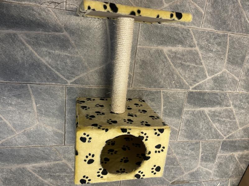 Klösmöbel Maria Beige Med Tass 30x30x55cm