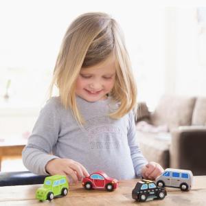 4 st bilar fordon i trä