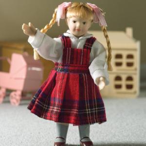 Barn flicka i rutig klänning Kirsty