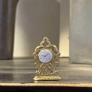 Bordsklocka guld bordsur