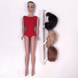 Barbie Fashion Queen Barbie w wigs fr 1963-65 (d)