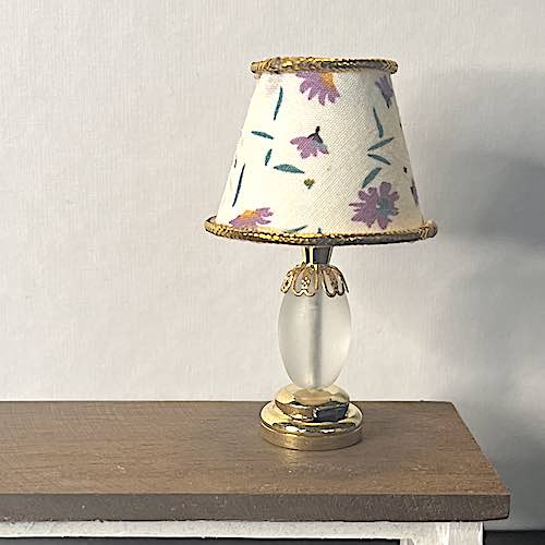 Lampa bordslampa blommig skärm LED
