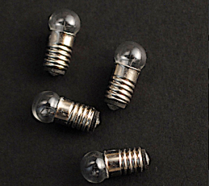 4 st glödlampor pea bulbs