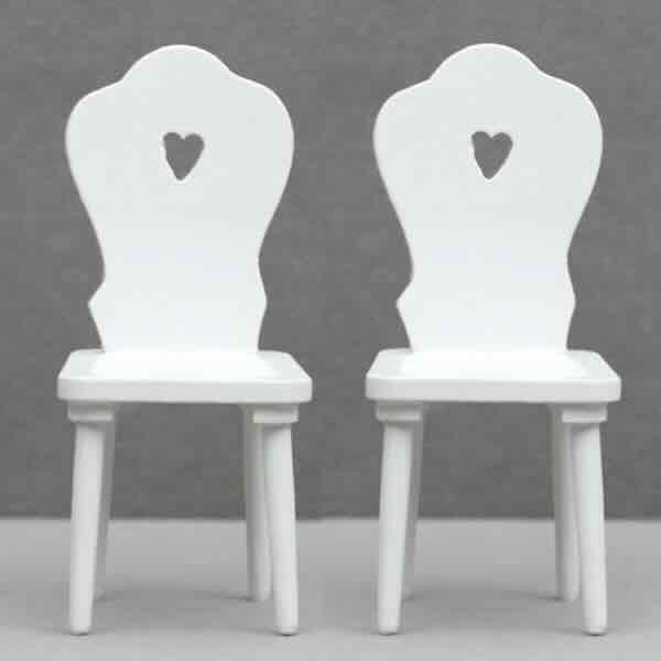 2 st köksstolar stolar med hjärta vit