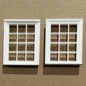 2 st fönster vita 4x5cm