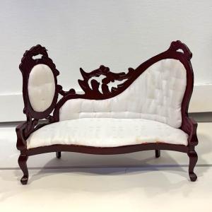 Soffa schäslong creme mahogny