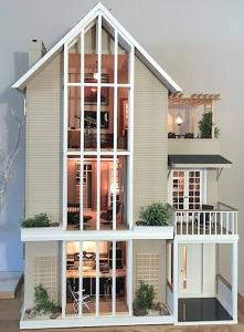 Lake View house bottenvåning omålad