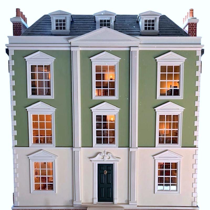 Montgomery Hall omålat