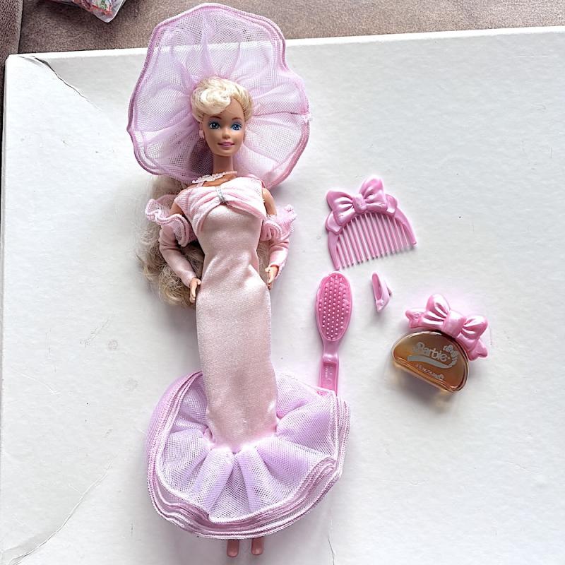 Barbie #4551 Perfume pretty fr 1987