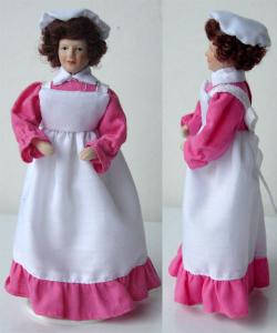 KÖKSA HUSA porslinsdocka