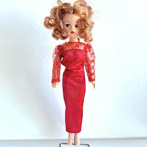 Sindy Fleur röd klänning m spets