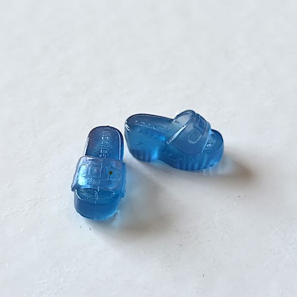 Skor clogs blå transparens