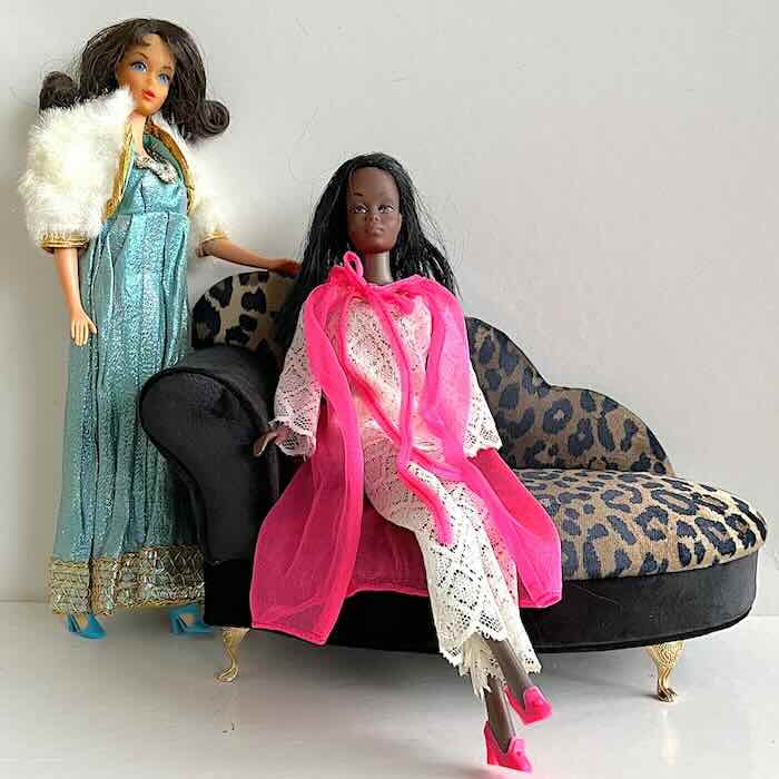 Soffa Barbie-storlek smyckeskrin