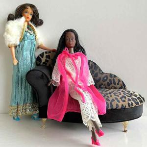 Soffa Barbie-storlek smyckeskrin