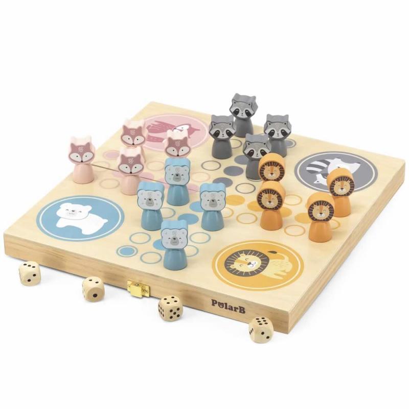 Fia med knuff i trä