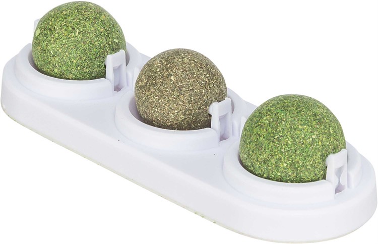 Catnip 2 st / Matatabi 1 st lekbollar i hållare, ø 5 cm