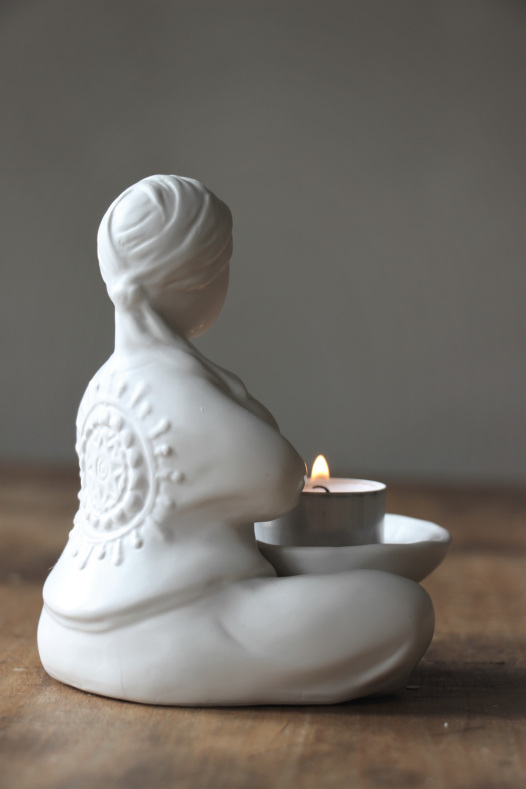 Curvy Yoga Candleholder